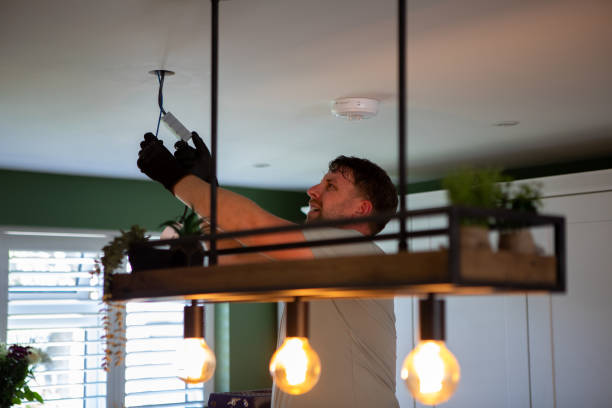 Best Commercial Electrician Services  in Bowling Green, FL